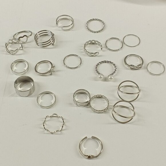 22pcs Women's Ring Size 4-8 Brass Plated Silver Fashion Jewelry - Picture 4 of 8